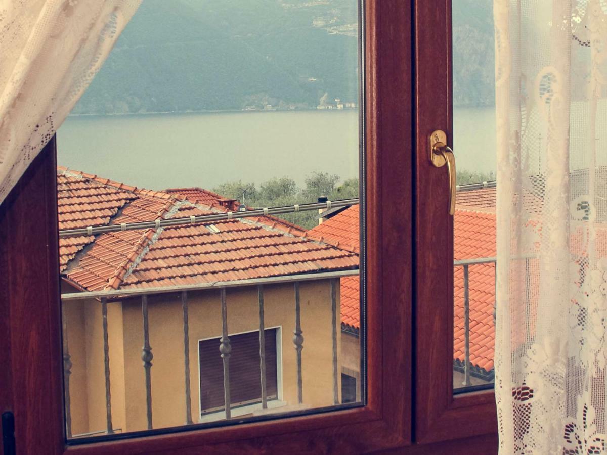 B&B Tina Monte Isola Dış mekan fotoğraf